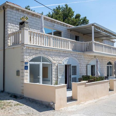 Apartments K & N Prizba Bagian luar foto